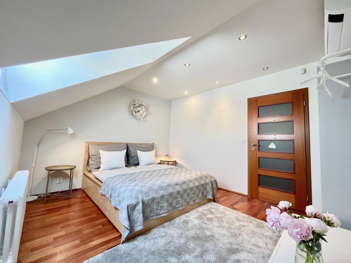 Luxury Penthouse Apartment Prag Exterior foto